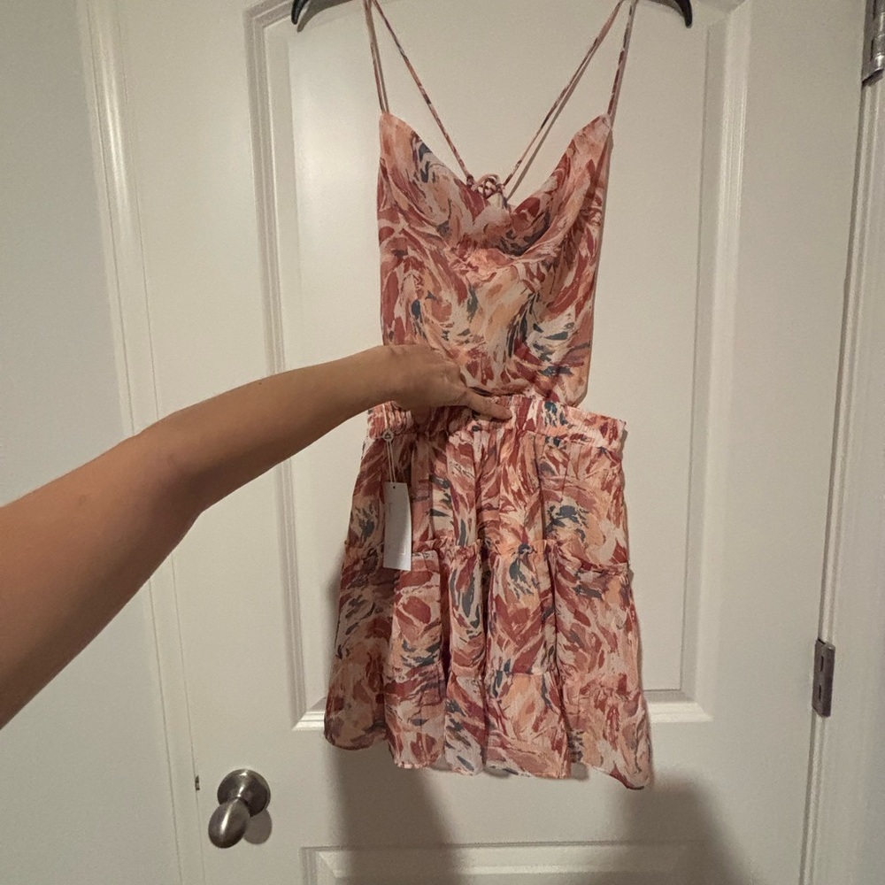 3 Piece Set! Sage Skirt | Crop Top | Bodysuit with Multicolor Brushstroke Design - Picture 4 of 10